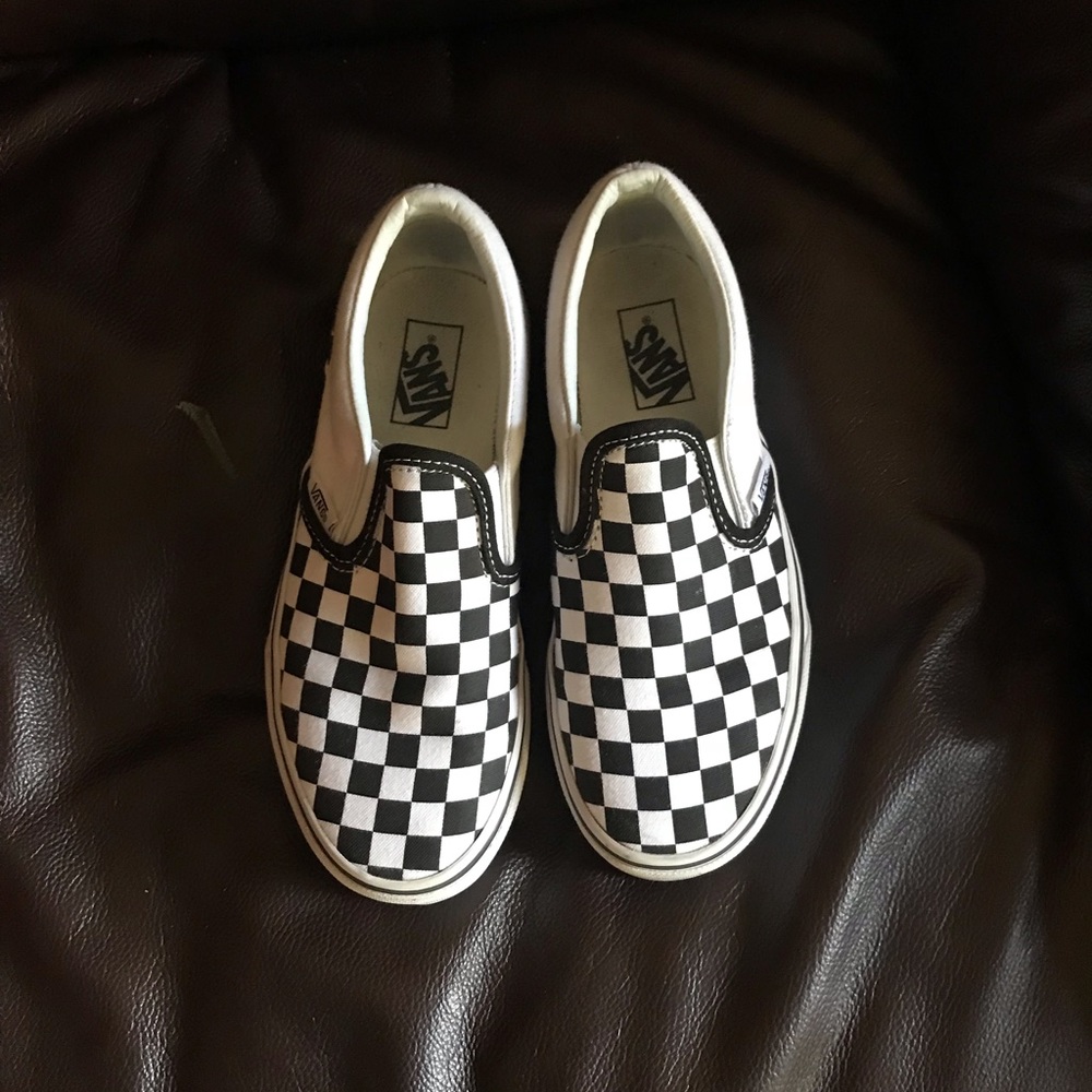 vans - Picture 2 of 2